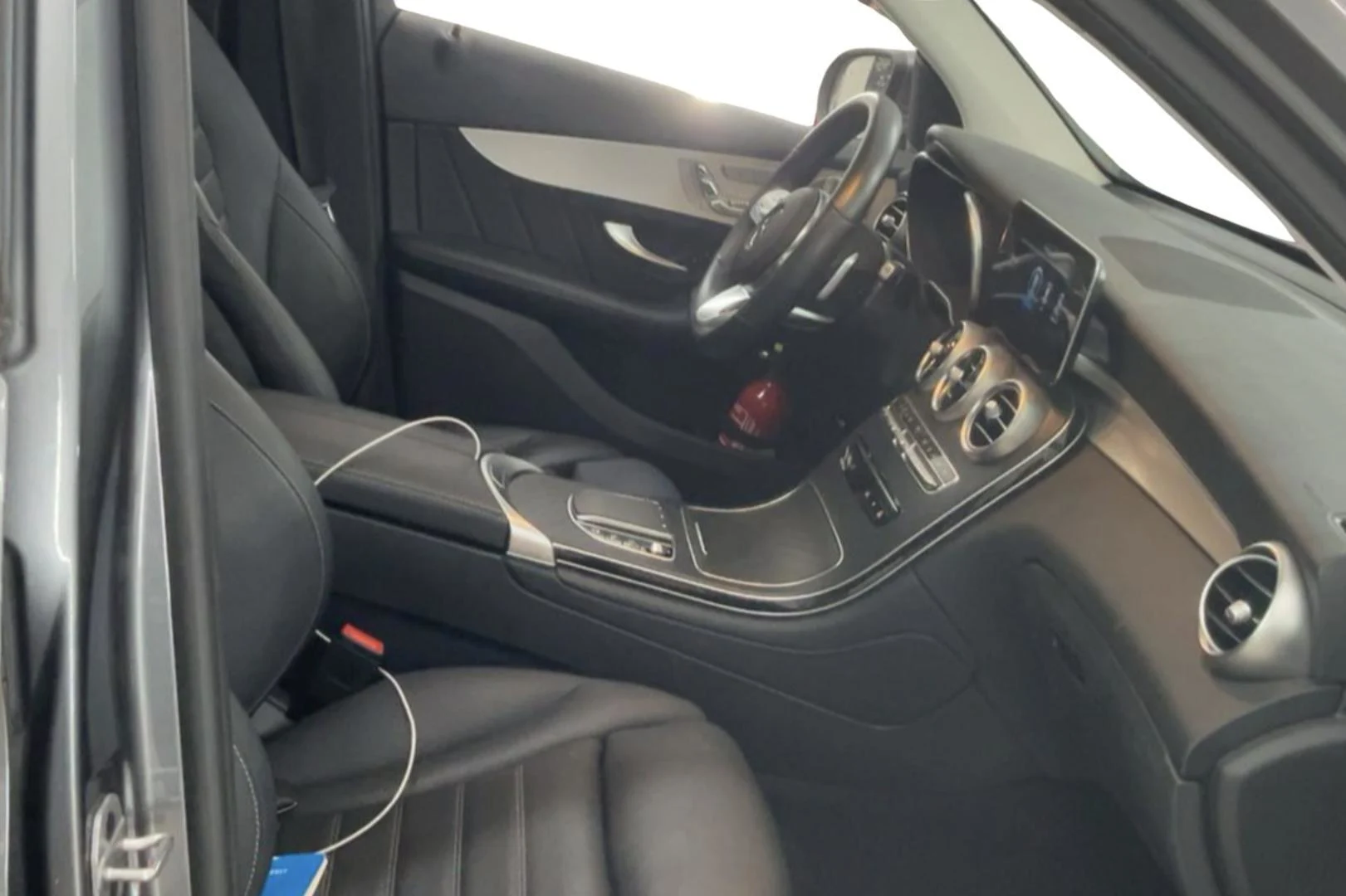 Car Image - 3z5DGKNnM4j7ZbV6tXkzpt