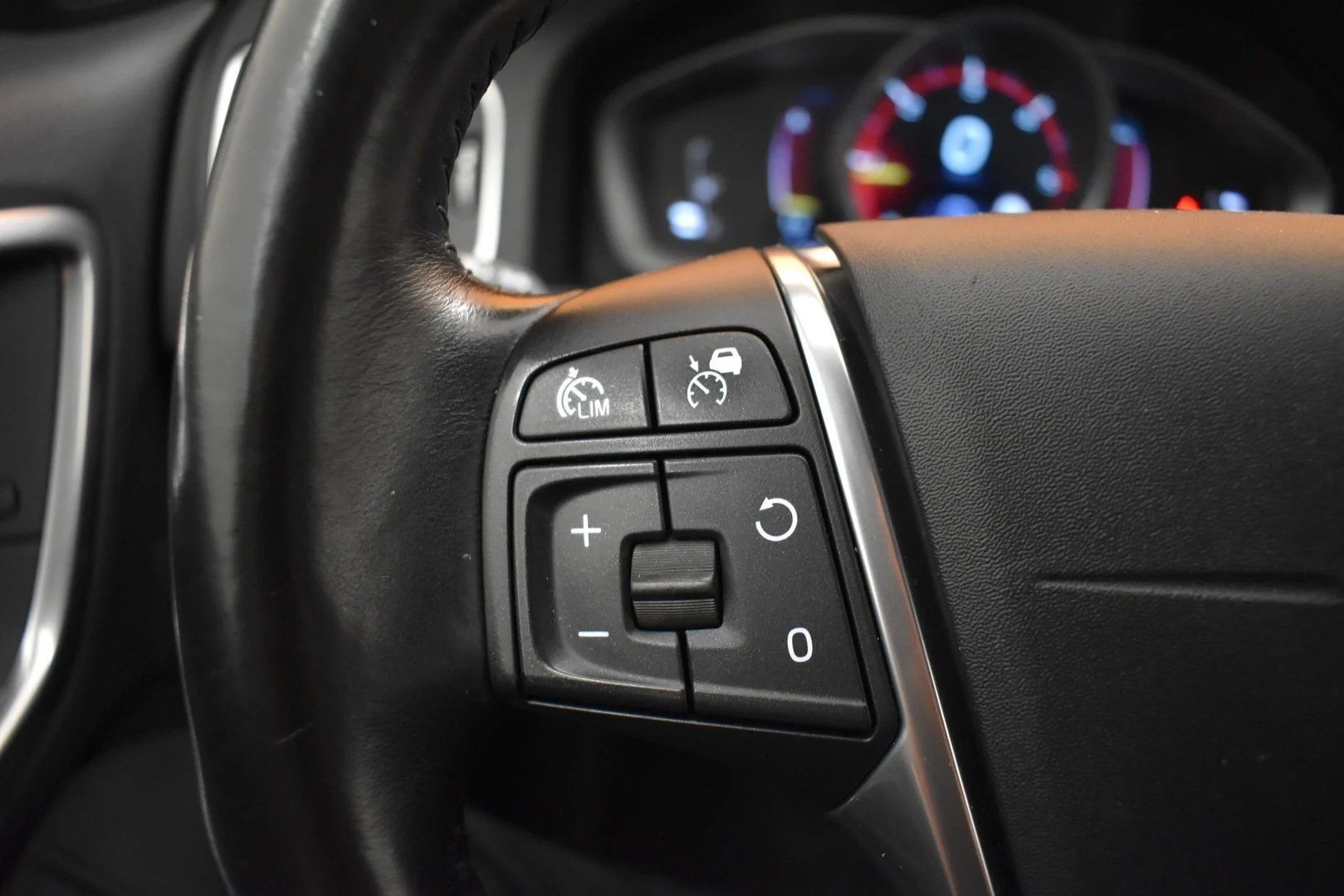Car Image - NTz72wyZDj1ukYkwuhPH6