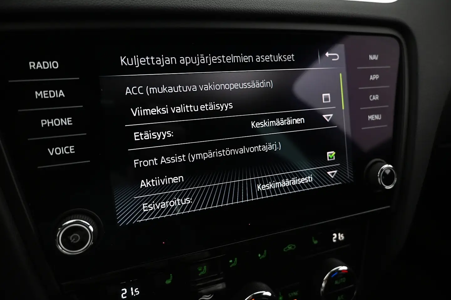 Car Image - 7zBm2LOpgDLq9LVsaGlDQj
