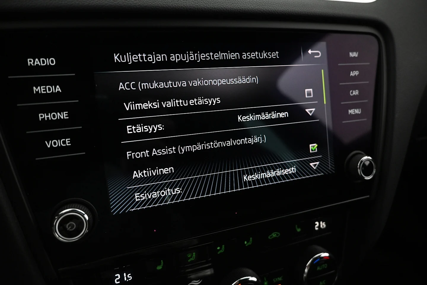 Car Image - 7zBm2LOpgDLq9LVsaGlDQj