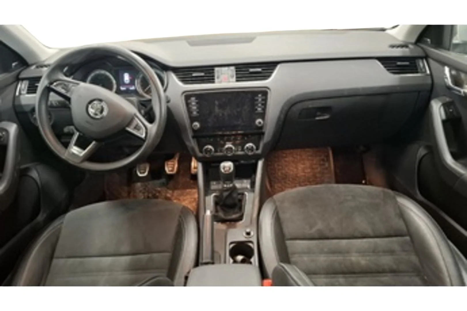 Car Image - 67Ja5bnSPQZKm8FfX1sMfG