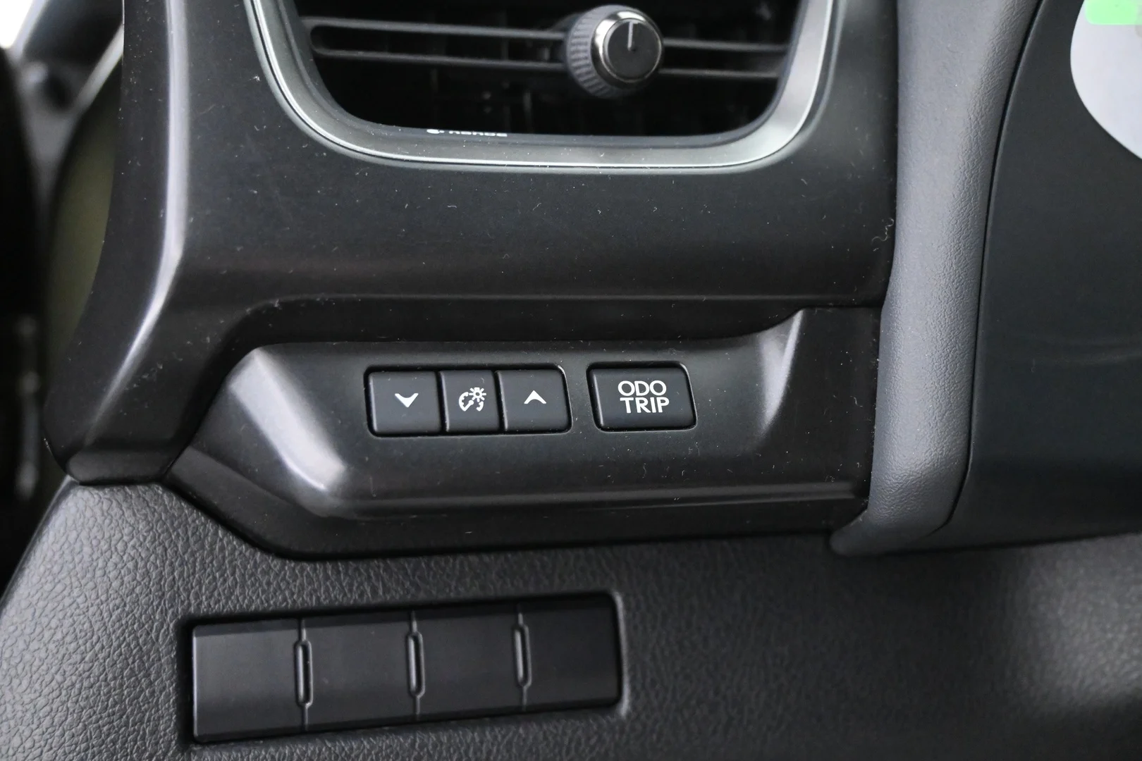Car Image - 6L98iUJz5FVYEyFAFu5ADp