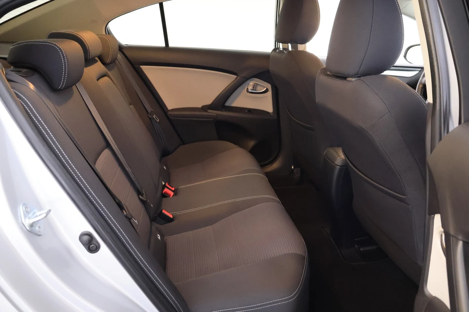 Car Image - 6oCTUAYcg6PTwJvY11lVRn