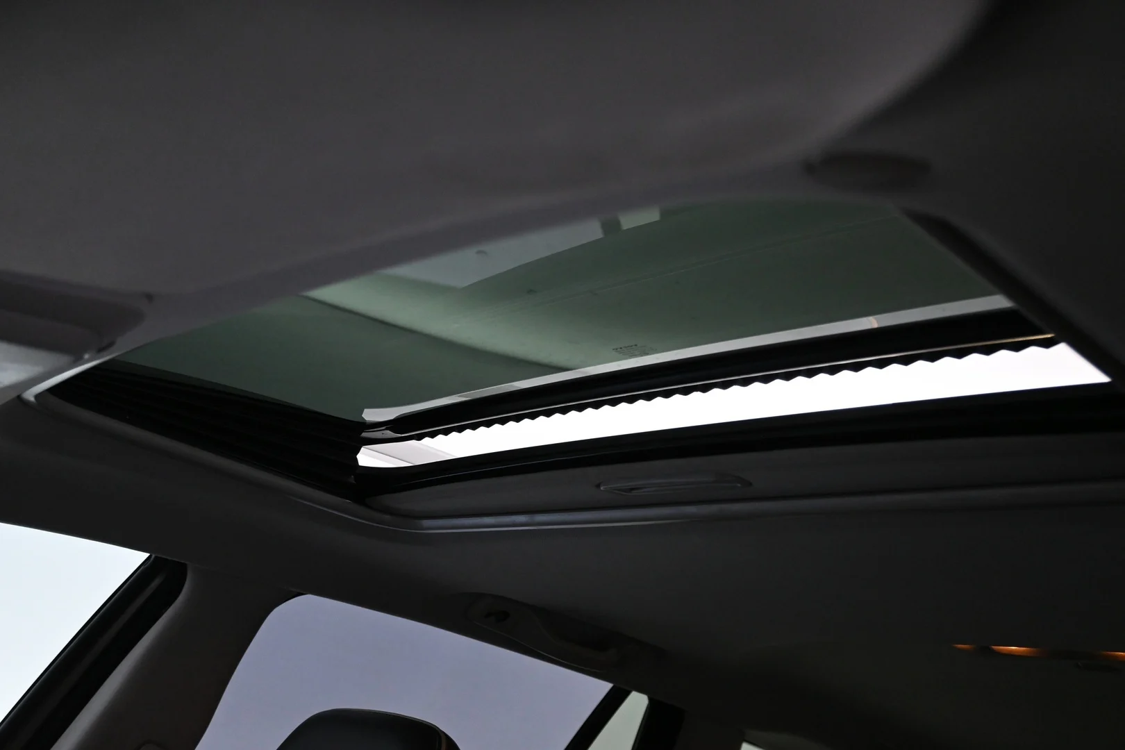 Car Image - 1304pfrk5n4XyESEWfT6QY