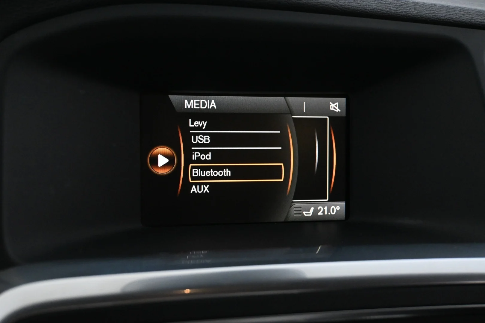 Car Image - xCn8suA2eBqqSjprAaUVi