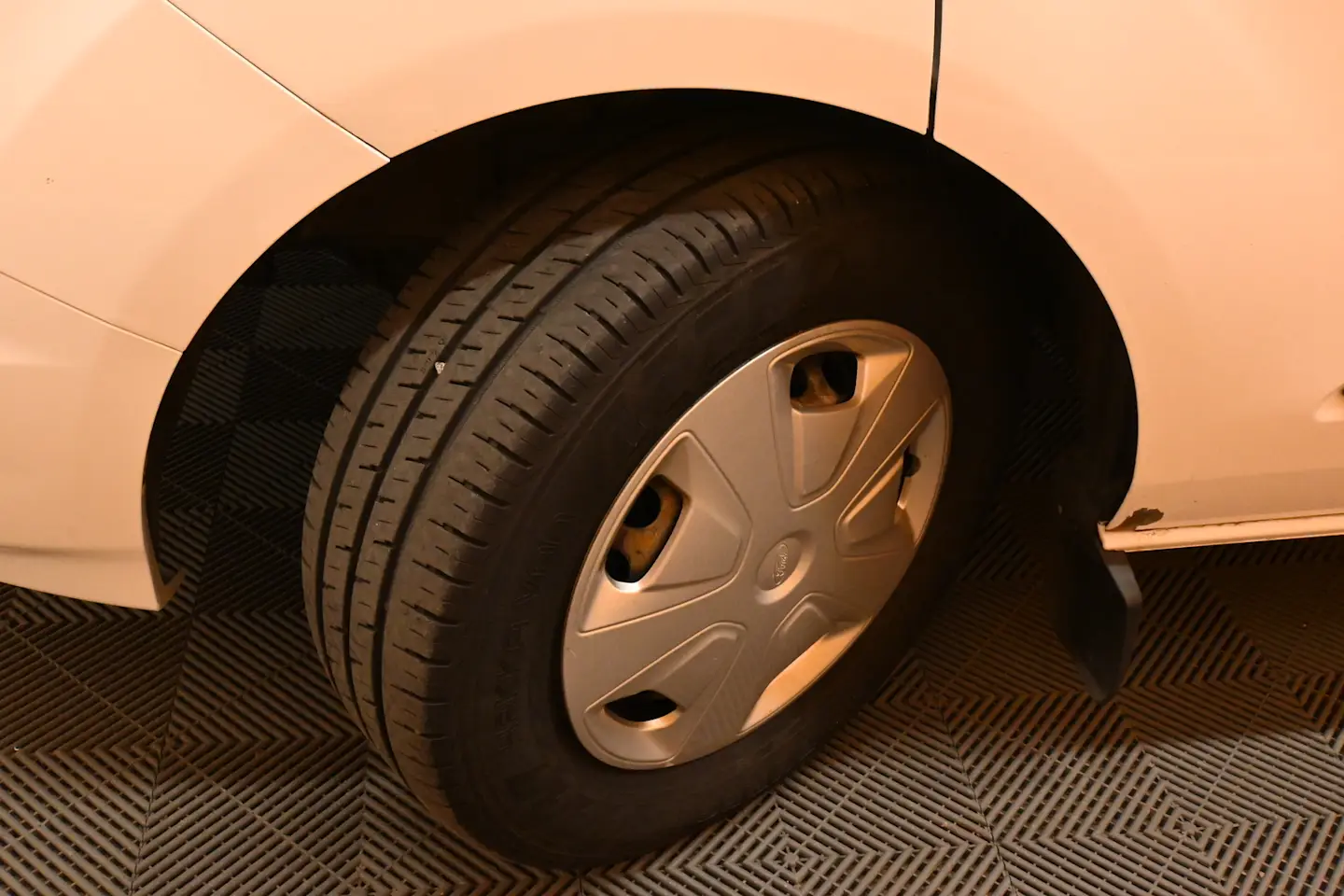 Car Image - 75aId8OPyqwtGSgqX0FqRS