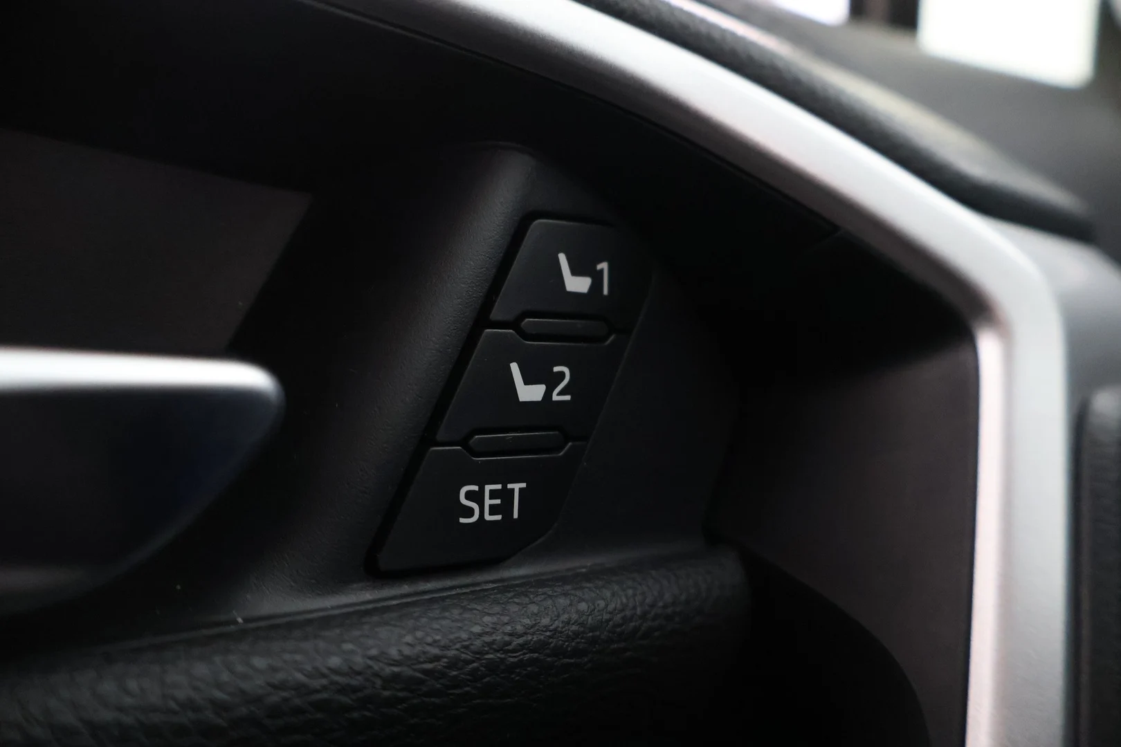 Car Image - 54lEwDgPemgLFdNwVlgiHg