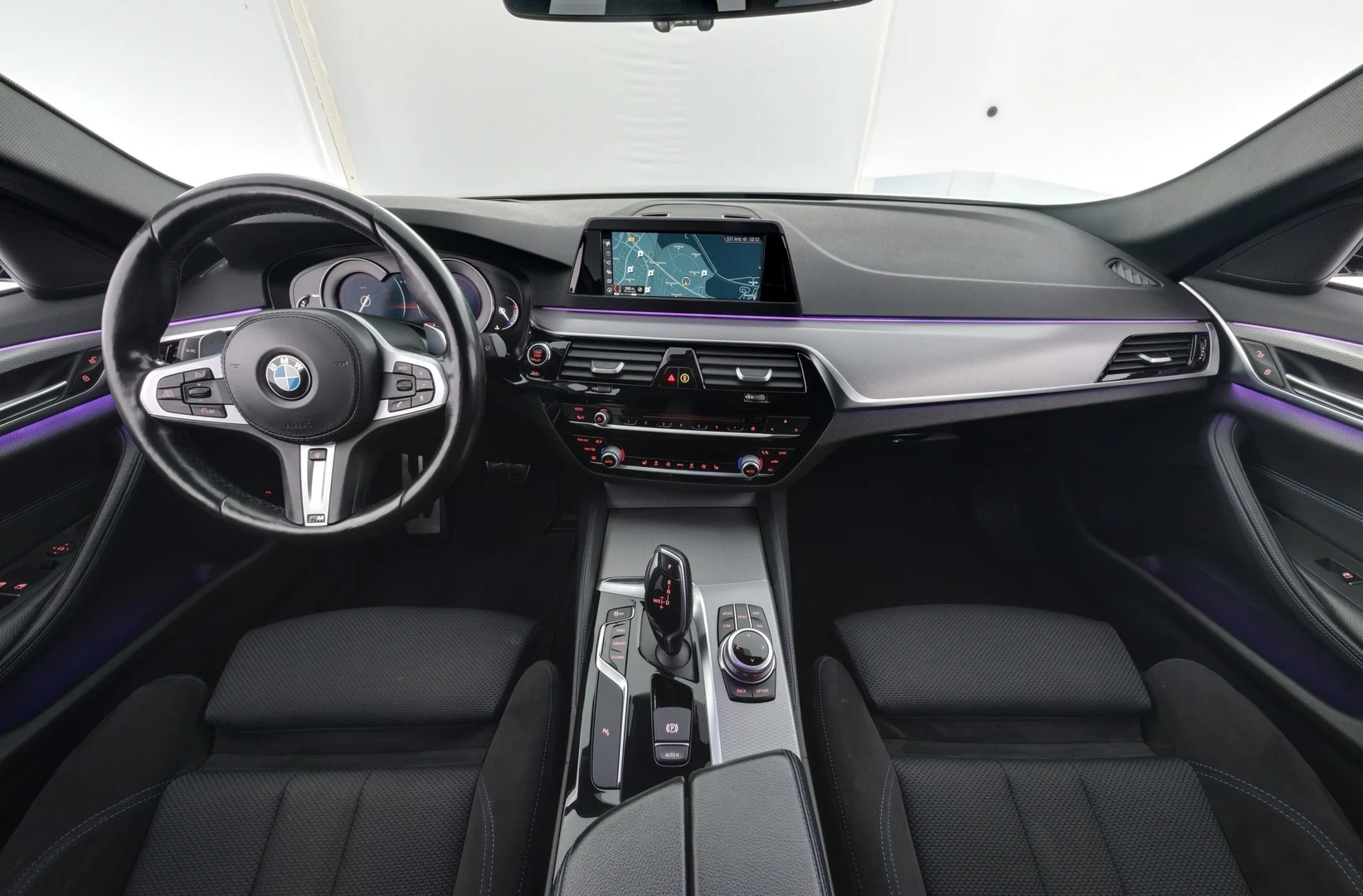 Car Image - 4N8UIuTFQiMgfUQWyE8DDJ