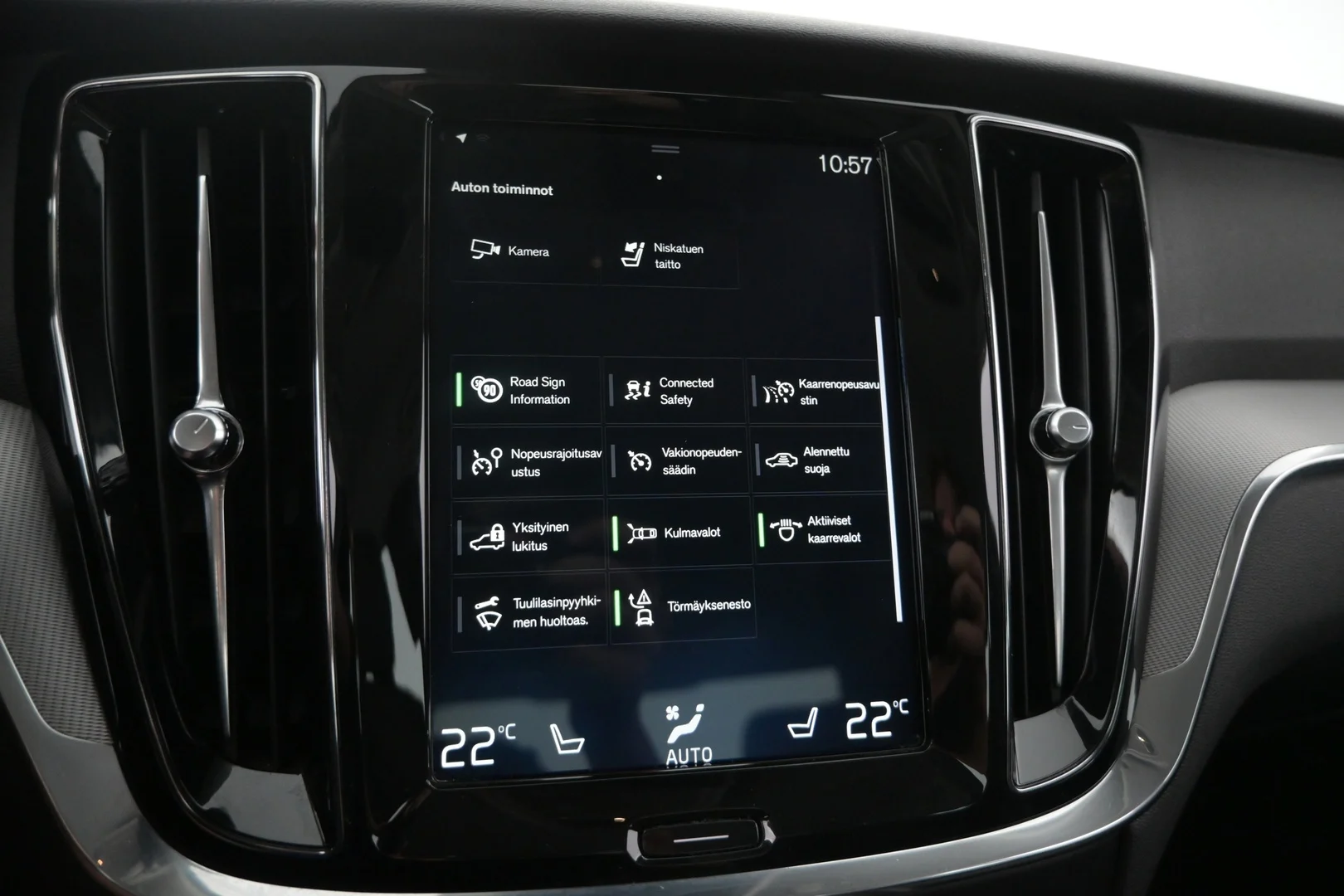 Car Image - 3a0JDmYQ66mCryKzmQ0sws