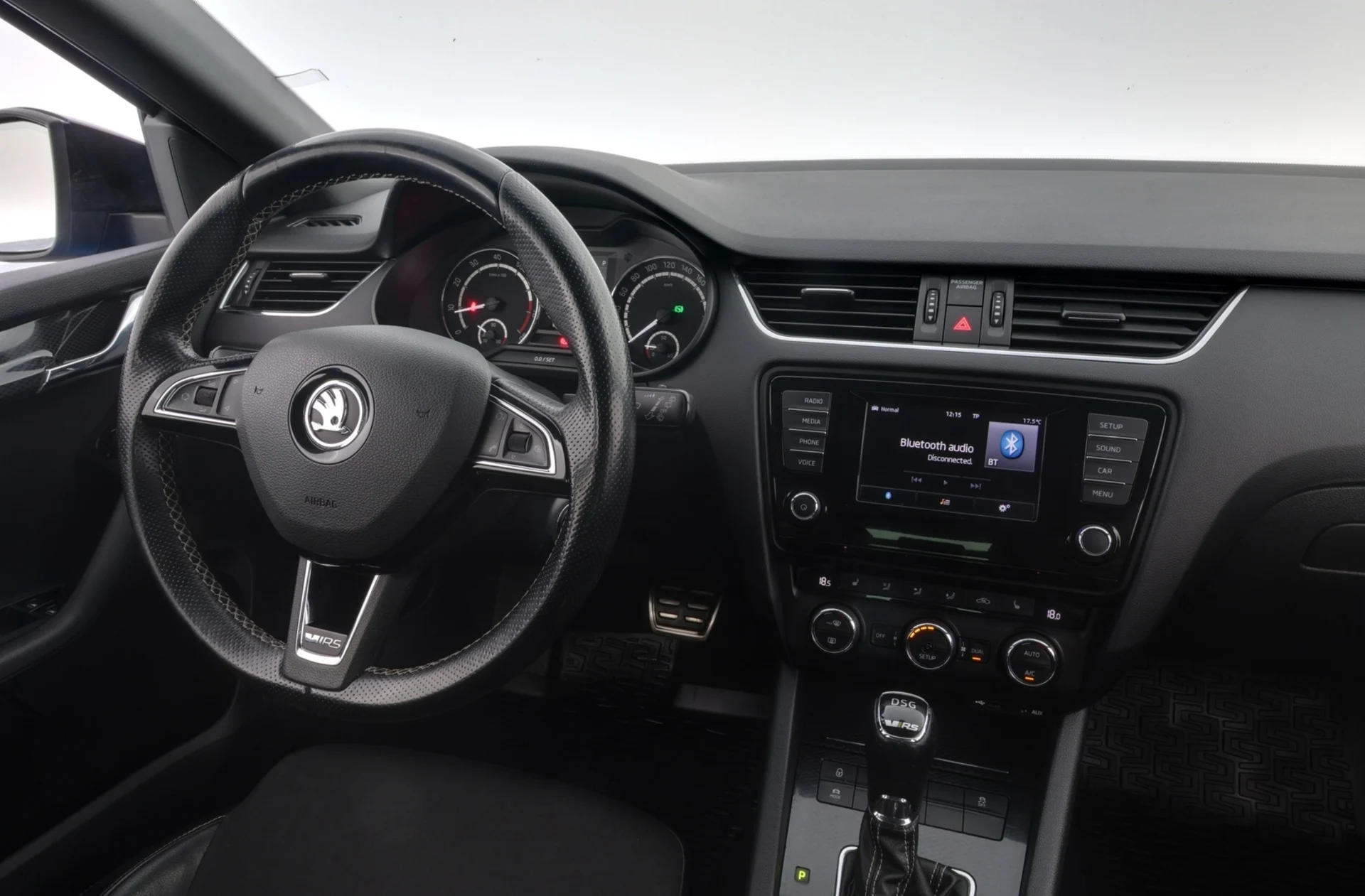 Car Image - 6OA9XdqLFa3XfooIkri4OM