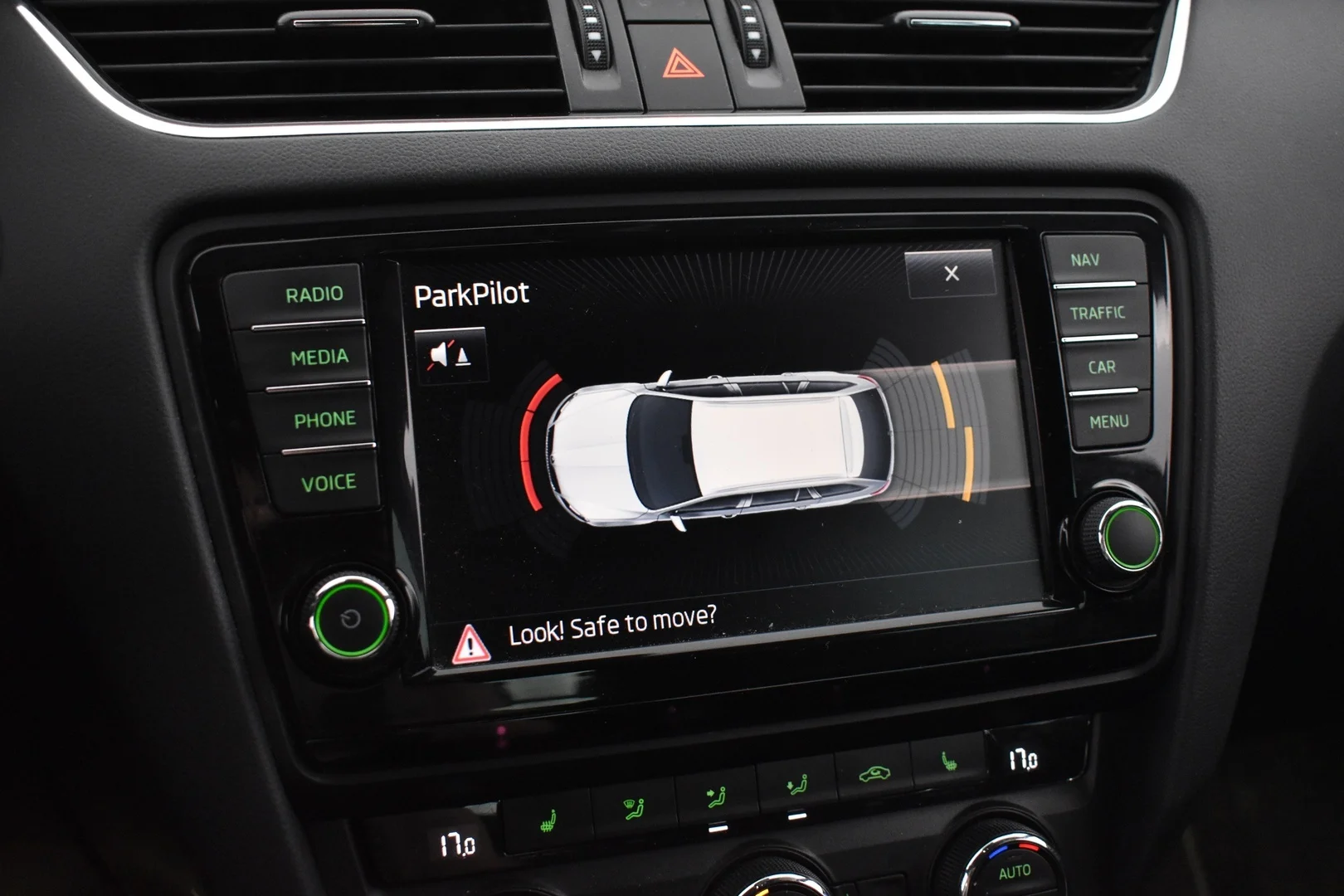 Car Image - 4us9LsGmekqBZHBLhanvNq