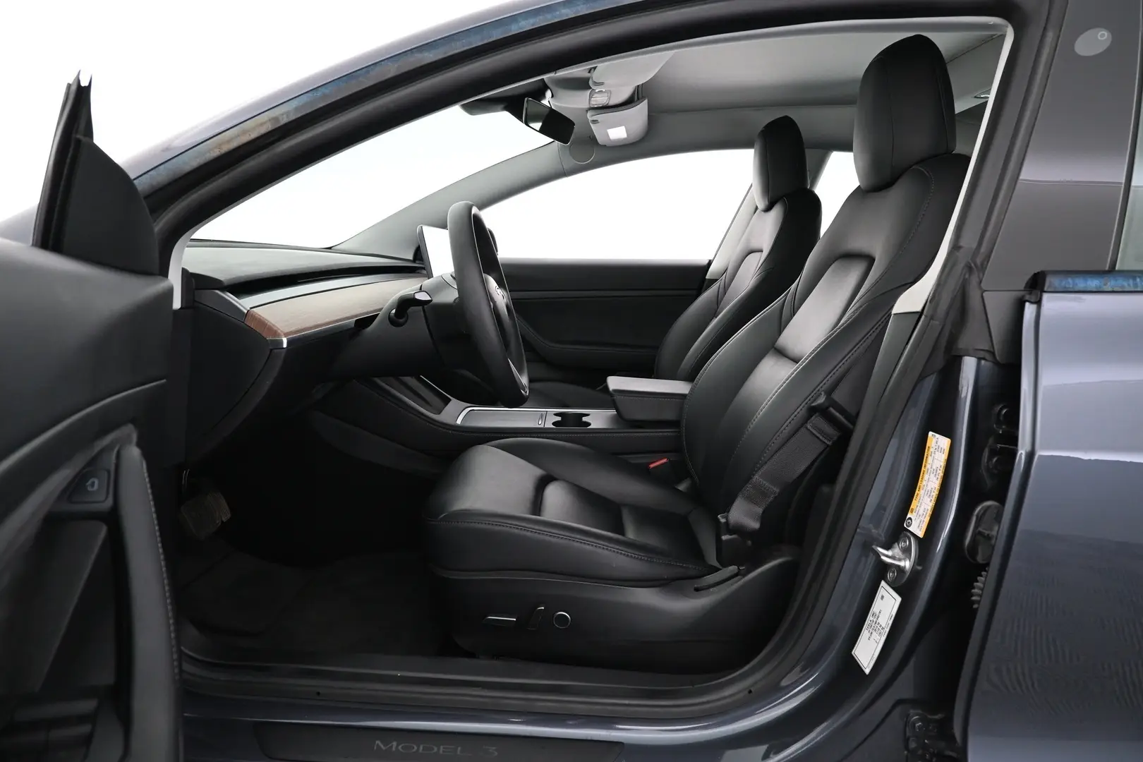 Car Image - 2RrwuKMBN7GVbuKsZ8MUL0