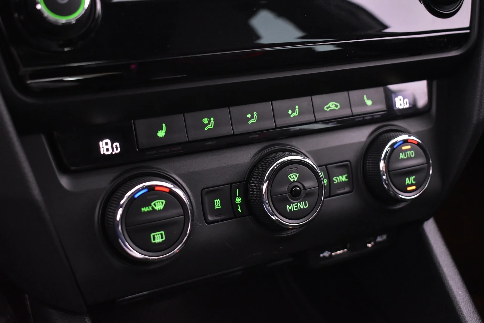 Car Image - hiX4PAiyeqBdmCyZ3uWP9