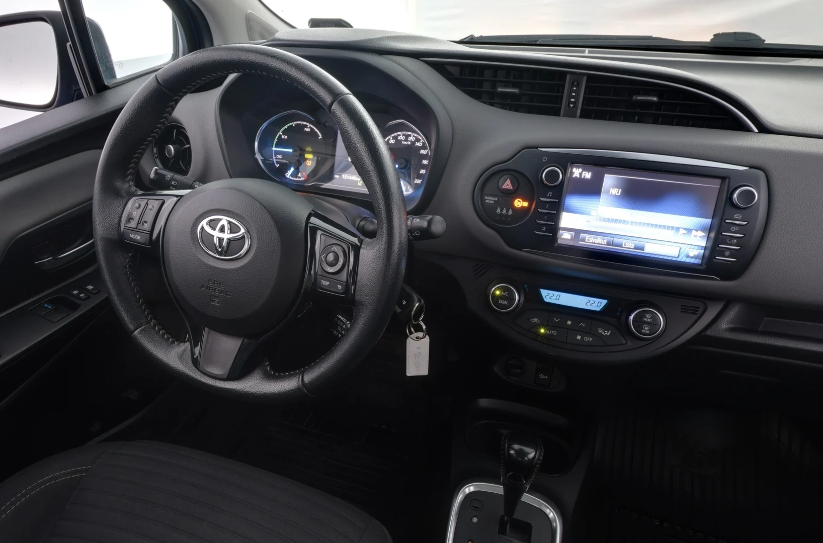 Car Image - 2Yzvl9yh7AztIwo2y00k0n