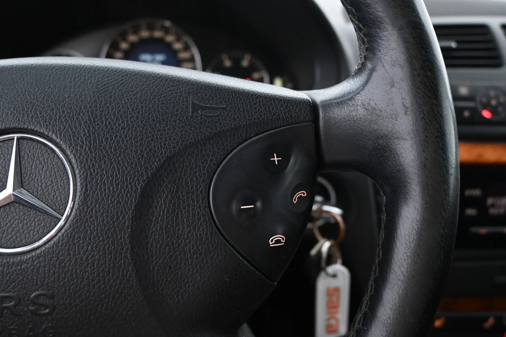 Car Image - 1tC4fkeS1yTSakf7eckrgC
