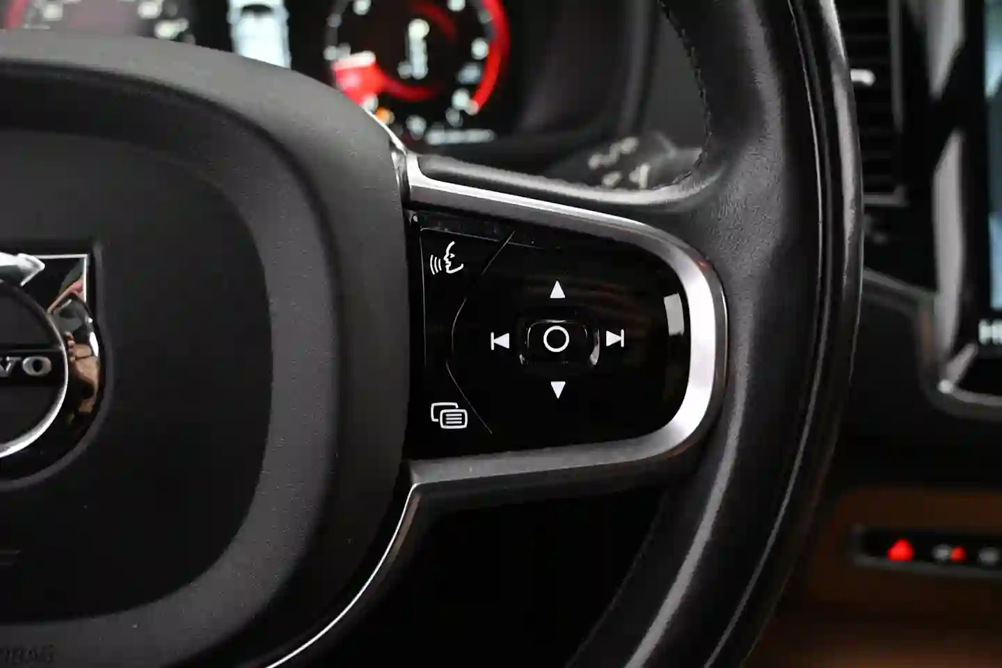 Car Image - 6WIDMzI64U3Fhi0rDoo4XV