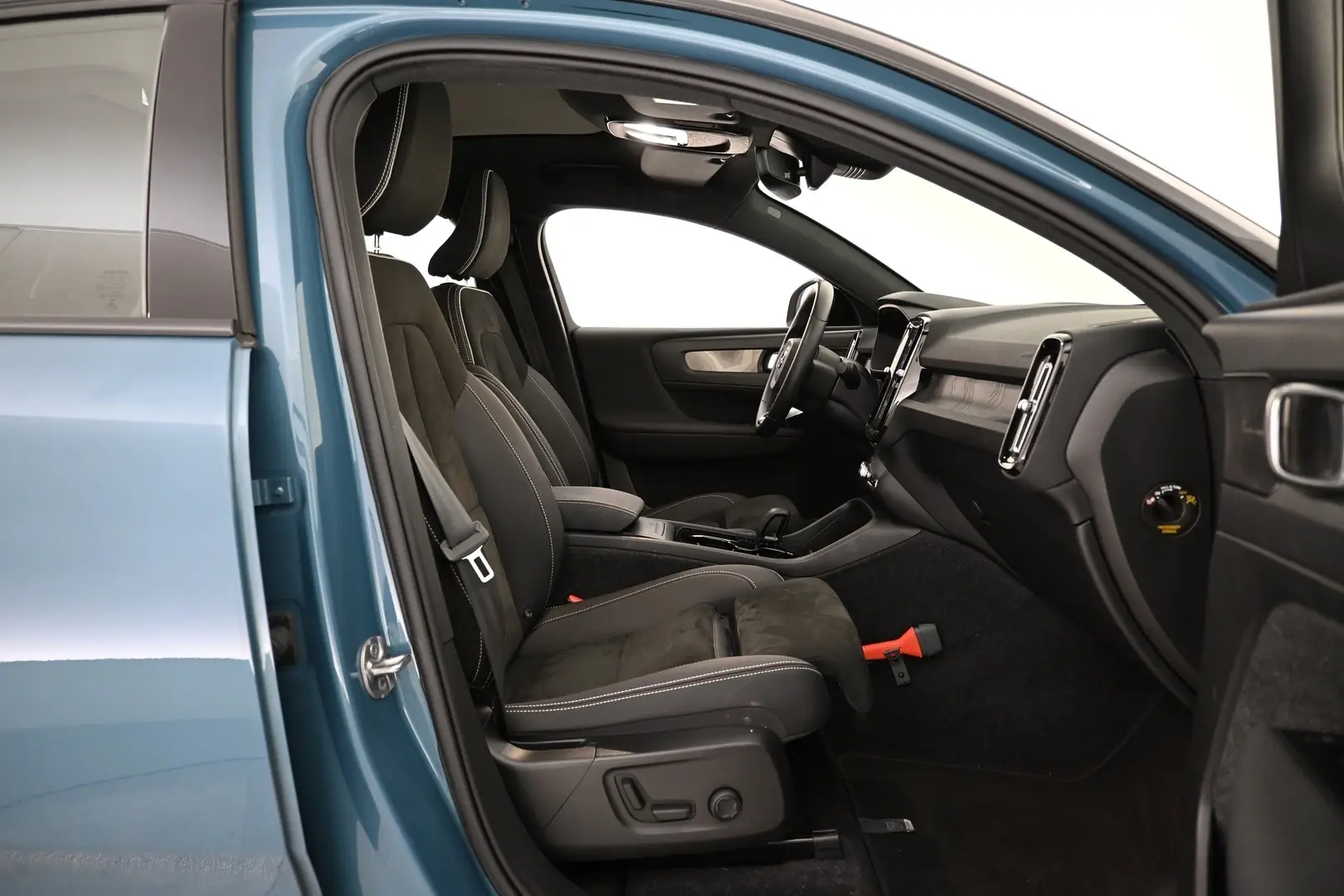 Car Image - 6YXnbaEswxtyQ6jQyCPNtD