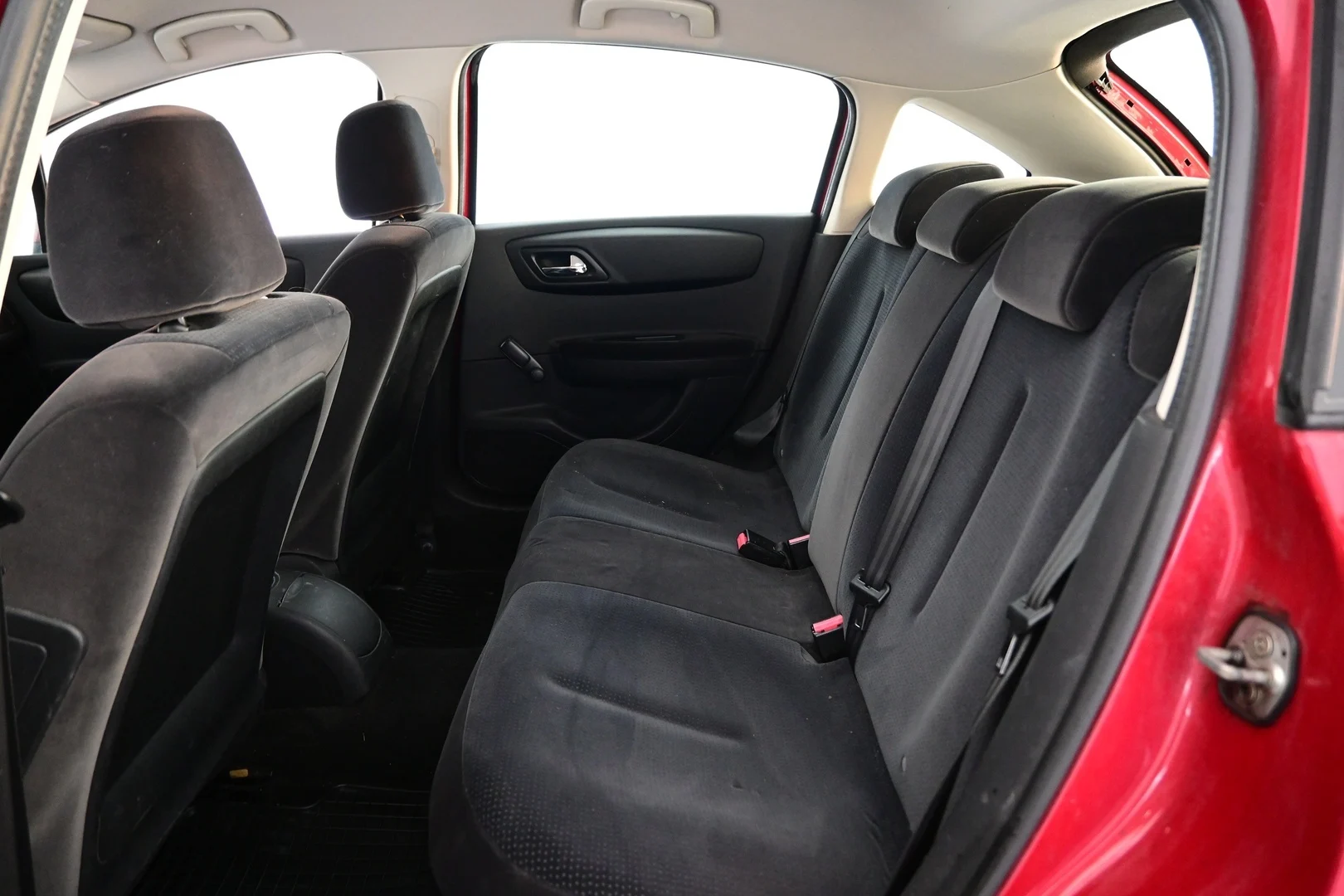 Car Image - 52osGPQtHWCT2QFKkTJSFJ