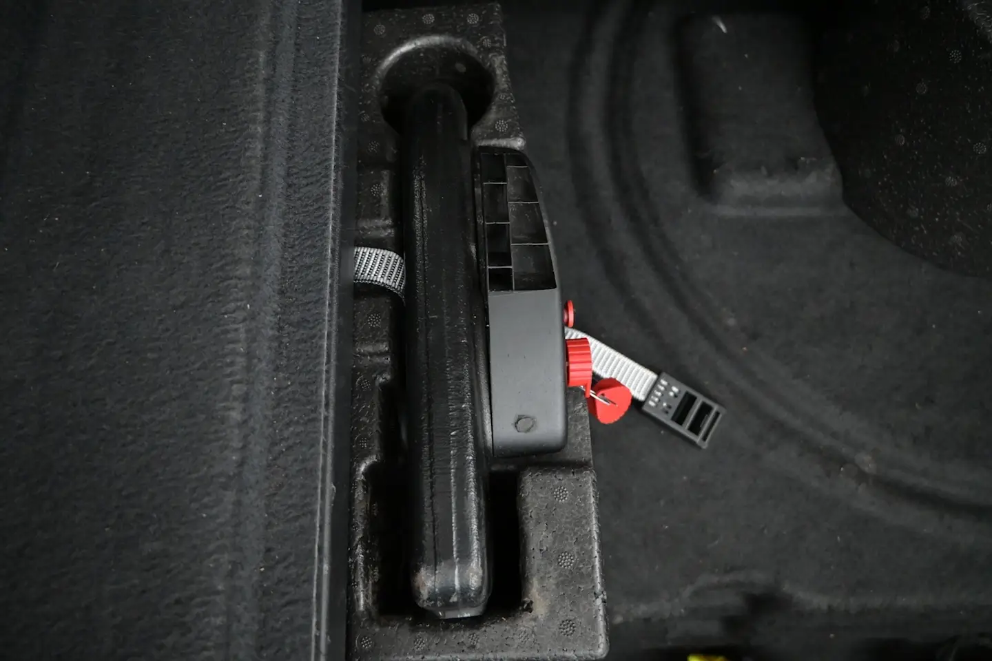 Car Image - 2FsBsh9Mj0VdfPytxPBK6