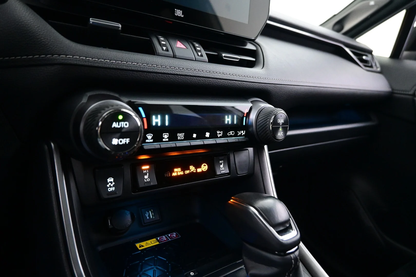 Car Image - O82hzfwIz2UhfSRkvs5rI