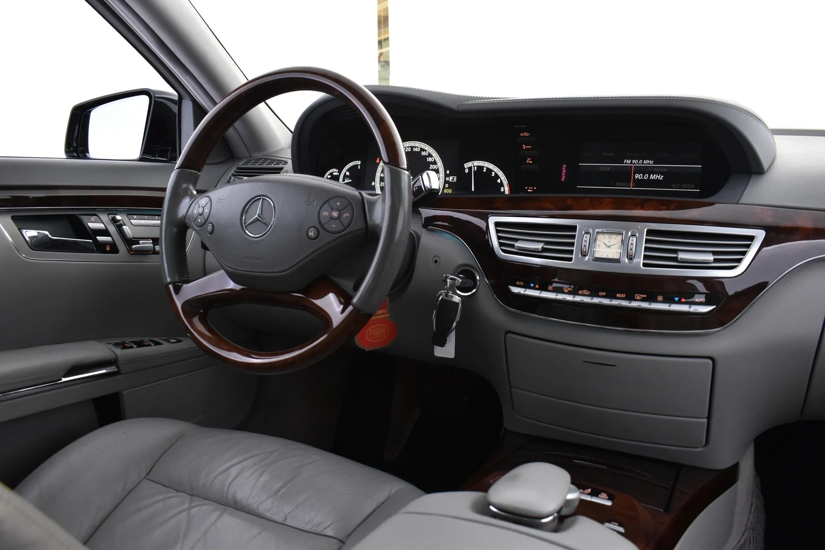 Car Image - 77xM3zPCrzL73sQb3sfyeU