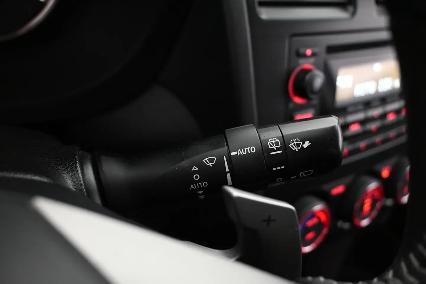 Car Image - 6bHq0j7qBo2t9qx2i3JWOA