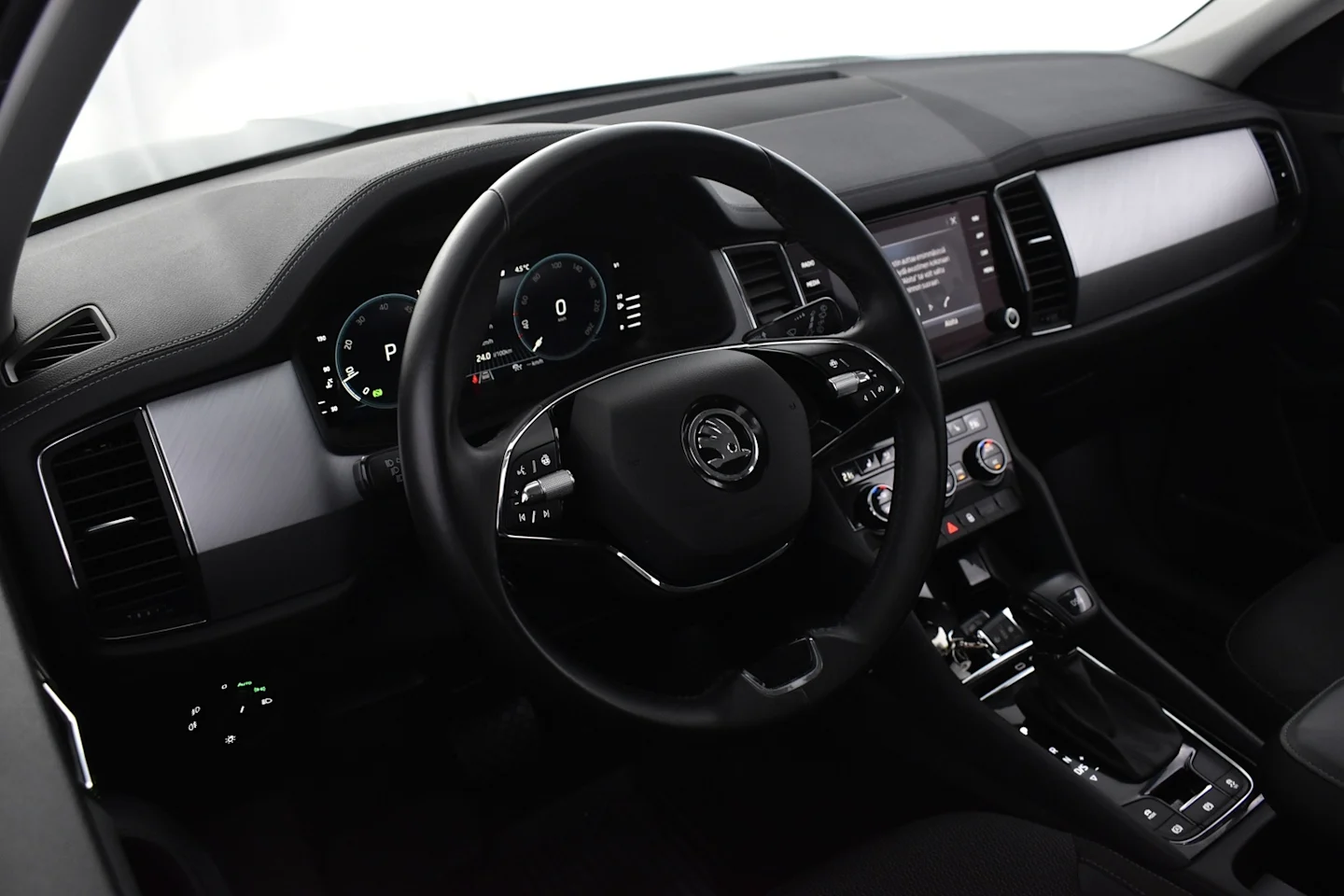 Car Image - 1KHr4Ns82uBRHv54eYKElQ