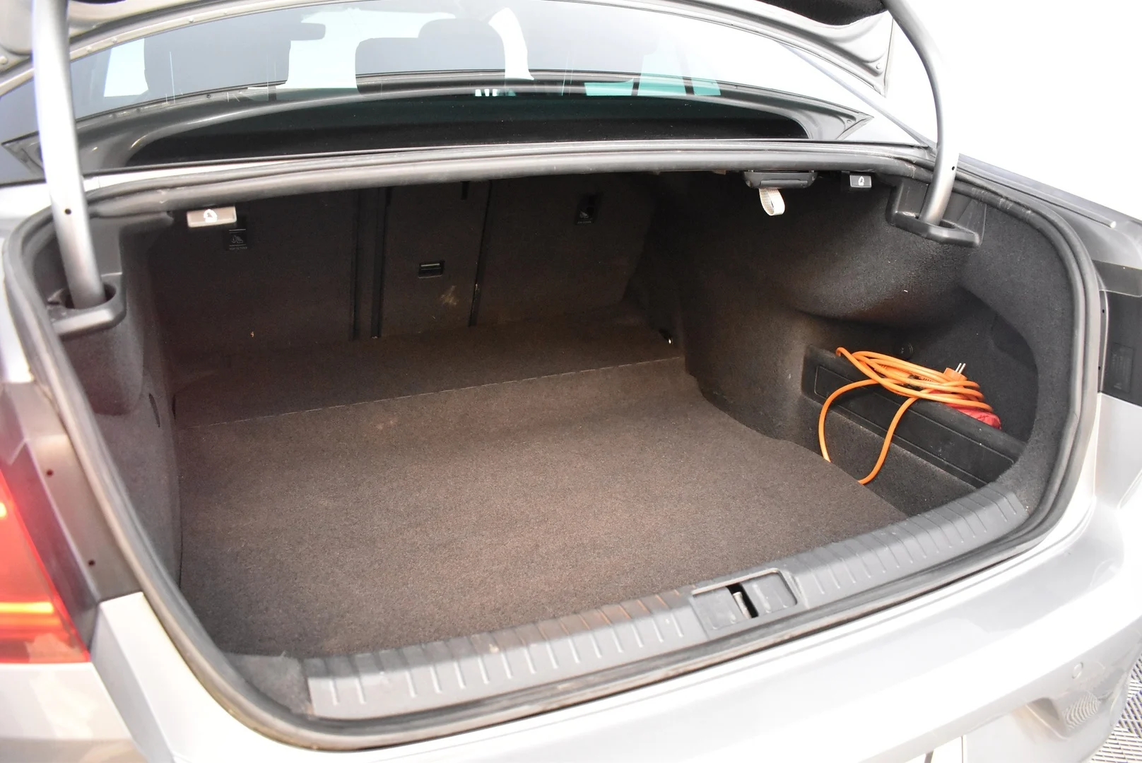 Car Image - 2XKjqyPWa2j7O0RVRsiUr1