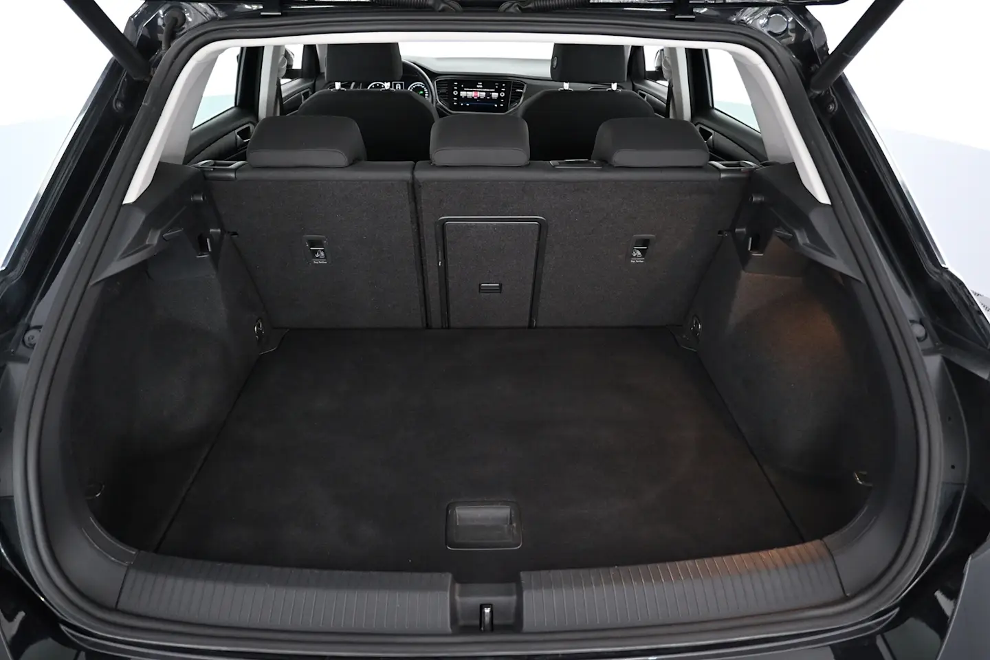Car Image - 5FB7XLYXcsY3UemkoxoTTd