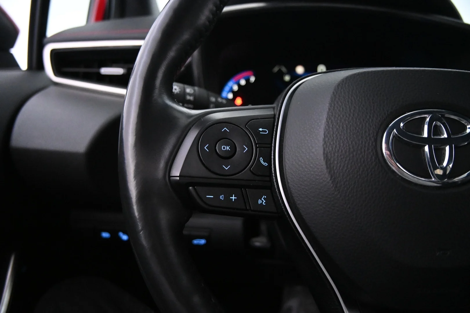 Car Image - 6yLYcoJrL18Mzrk3RTwsCU