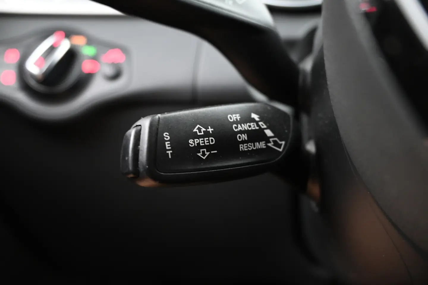 Car Image - 7KTiwod0CILnbFhfe3of72