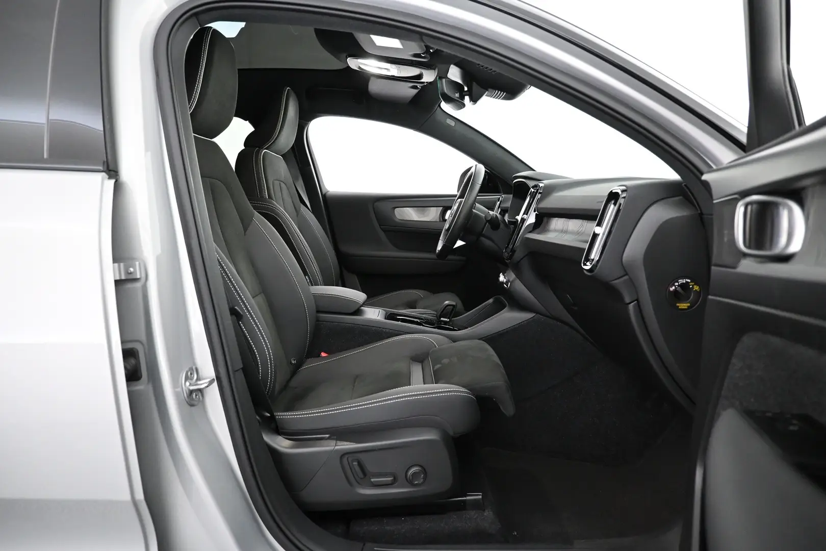 Car Image - 4aURNRpPGONkc6OGRzjAGq