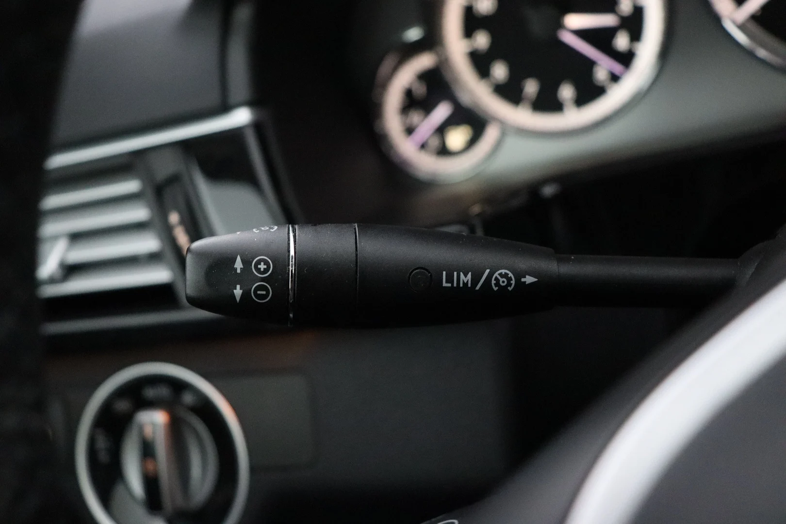 Car Image - 586fvxfQZe2GP7pEHNoskw