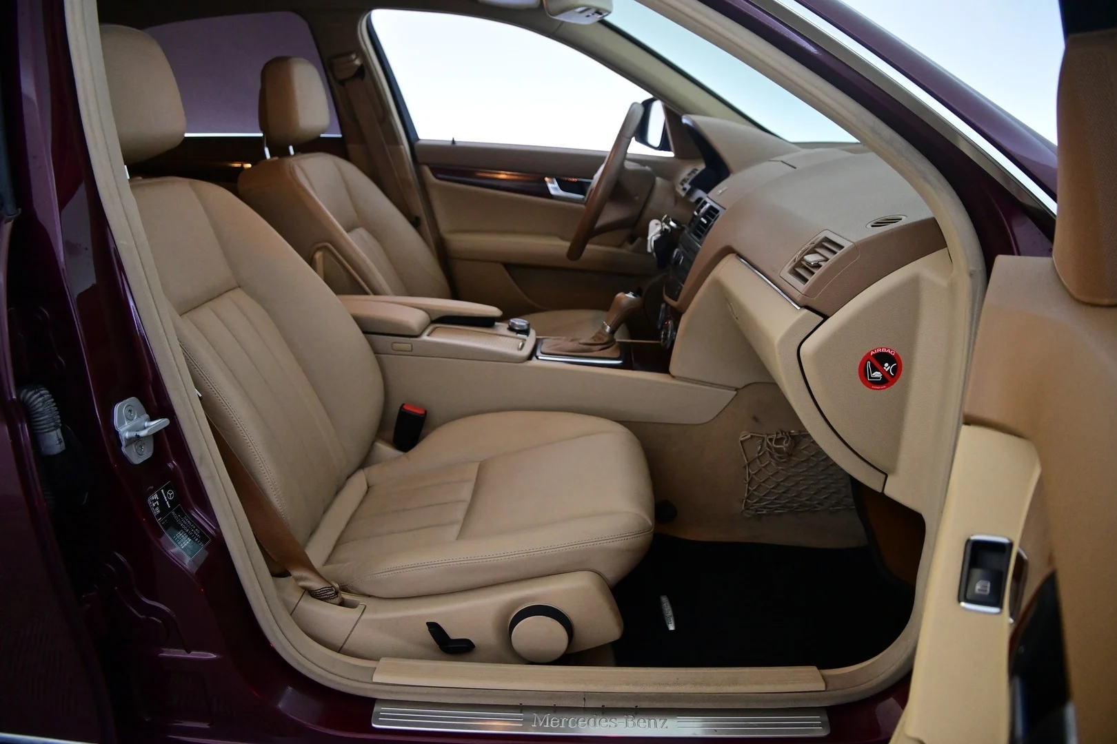 Car Image - 4p08uBl835ZYA0D9dqEpYE
