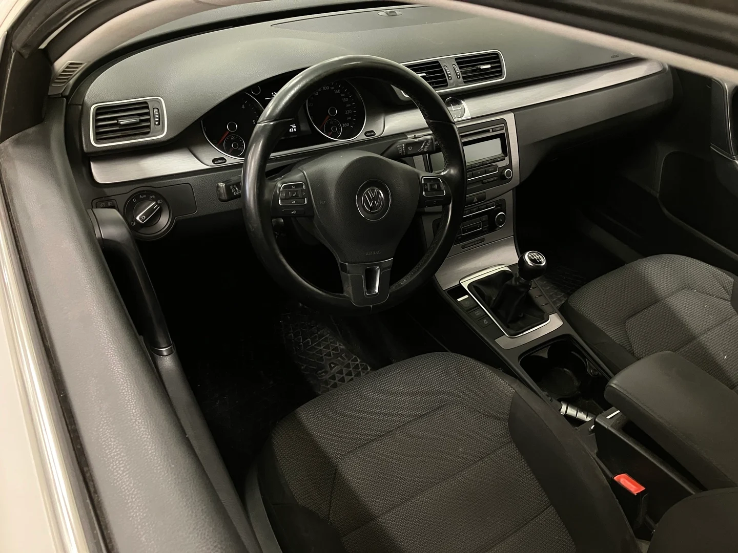 Car Image - 2dBvQjay7jjB122nyeob1u