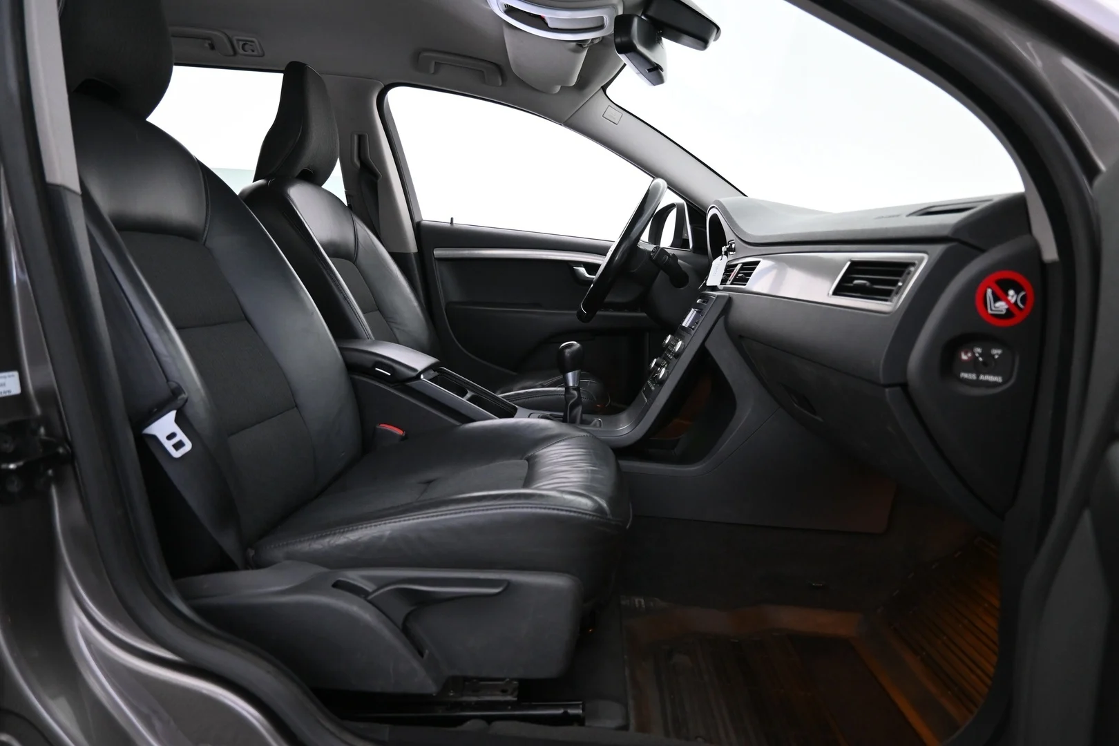Car Image - 4zEjhh8Jxr6ZxdwPa0atjy