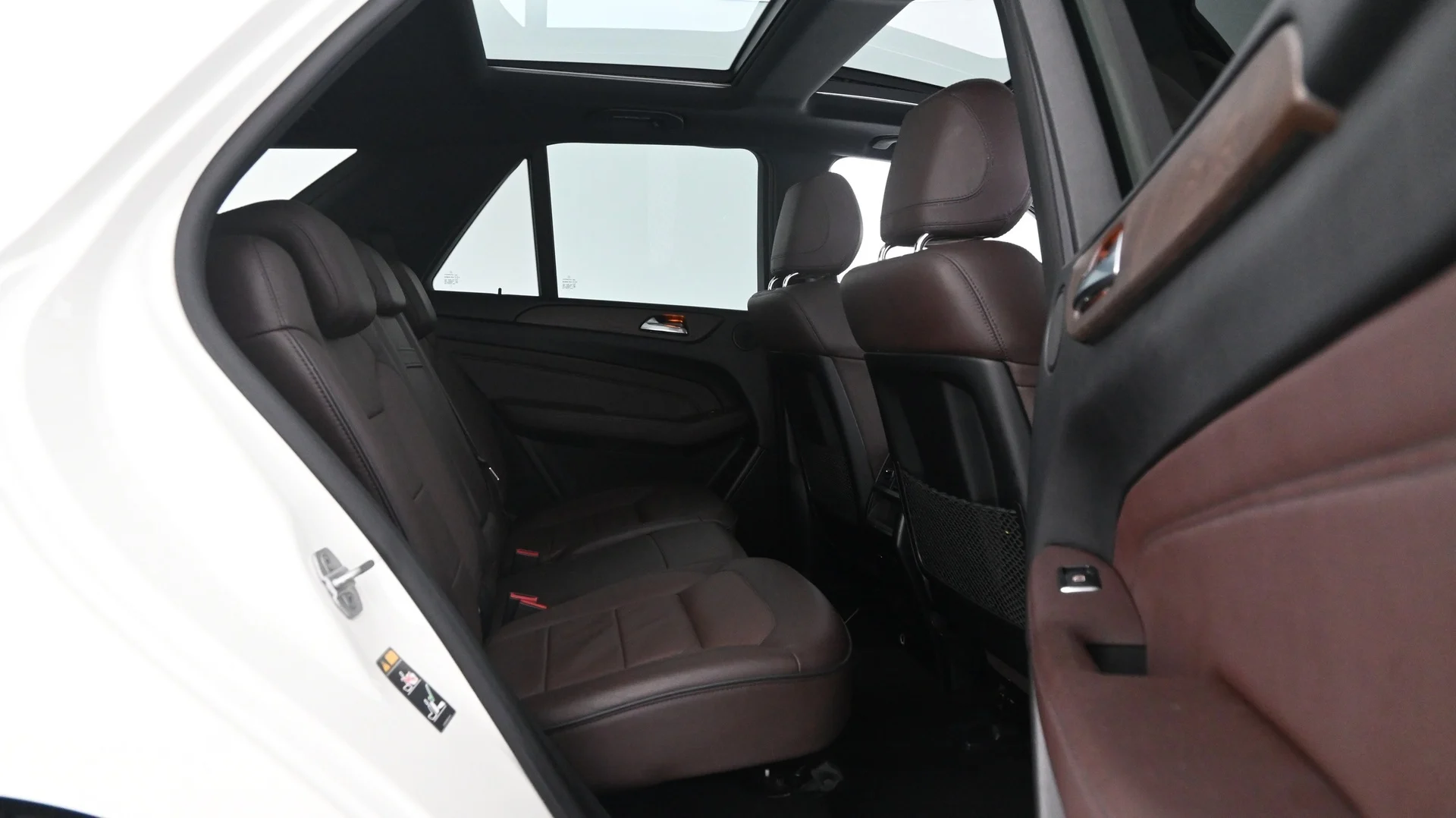 Car Image - 1wglySFuZ0NHKIpjd40kFv