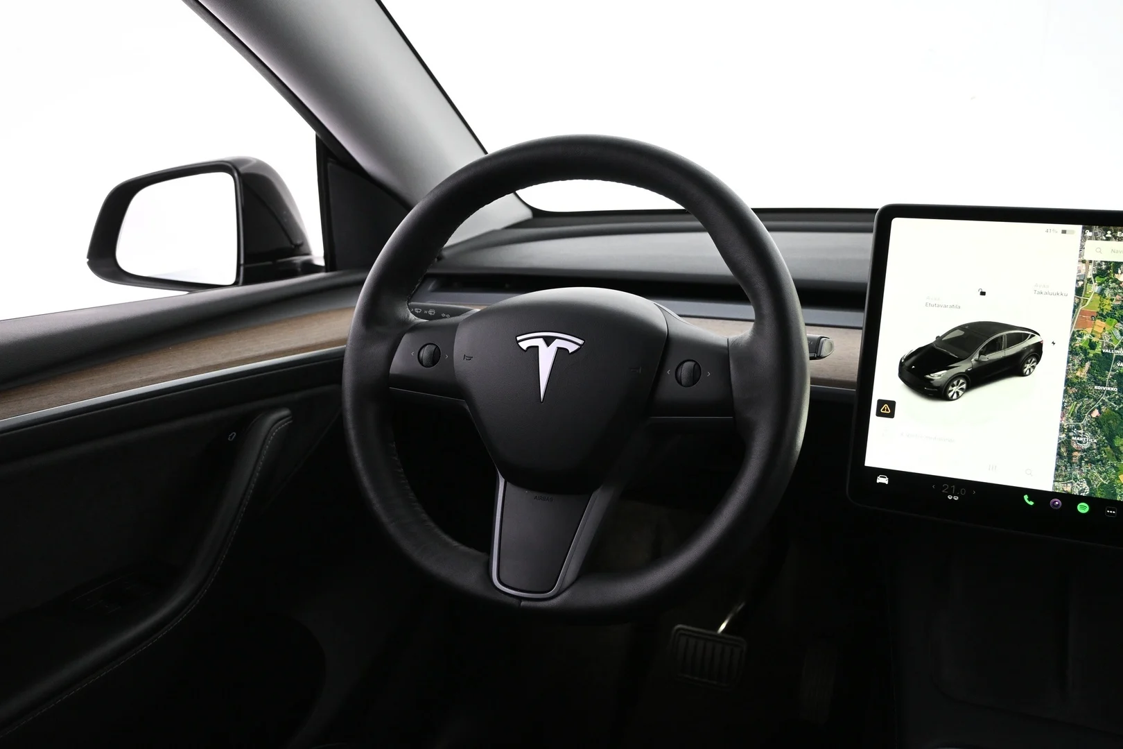 Car Image - 46wBA2KVgO2O7WS9L9qZfk