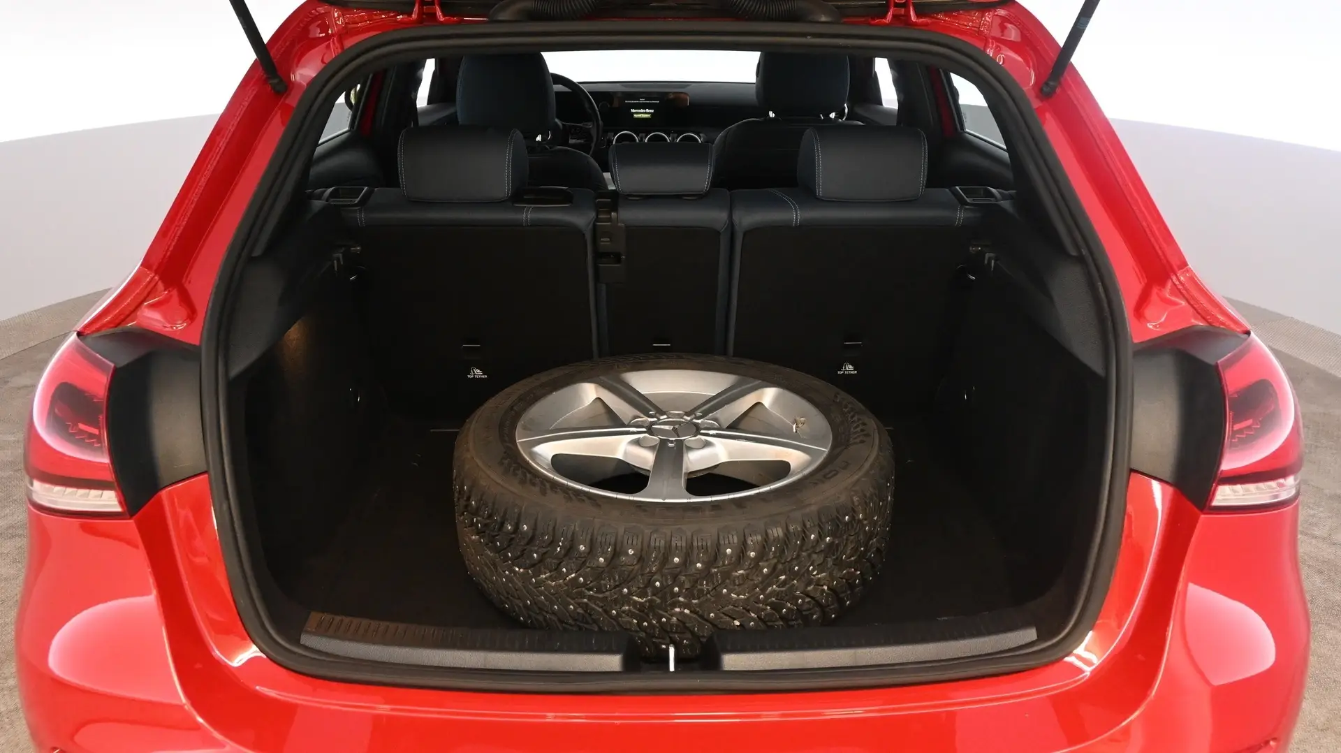 Car Image - Thh5x9bcHRydg9B7Ab7V8