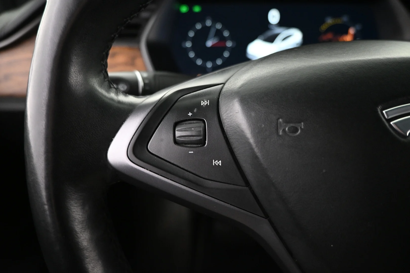 Car Image - 6yfj5Z1s2deYwUP1N32VvX