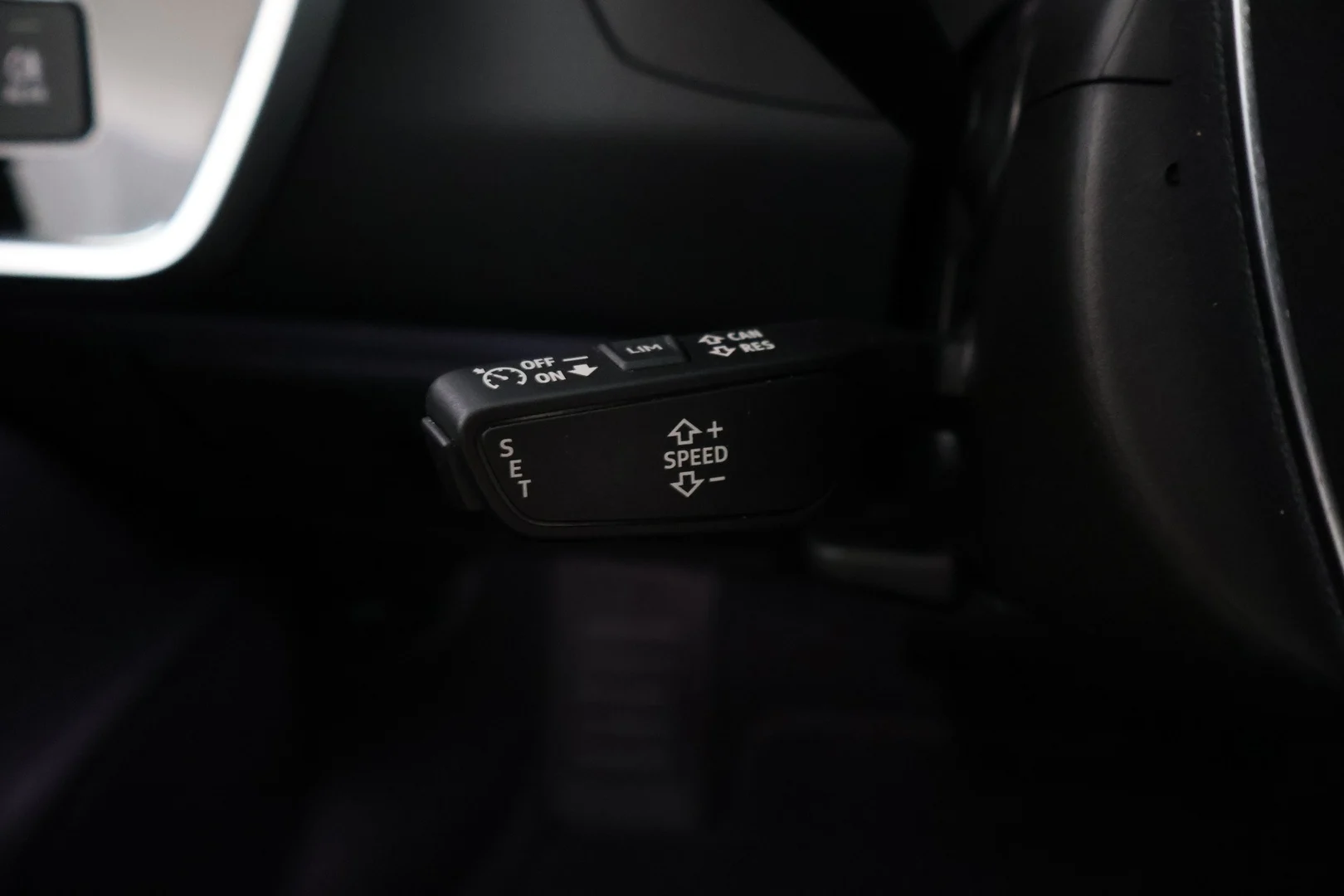 Car Image - 1qc3AlF4hs3u1DAIb2gHmi