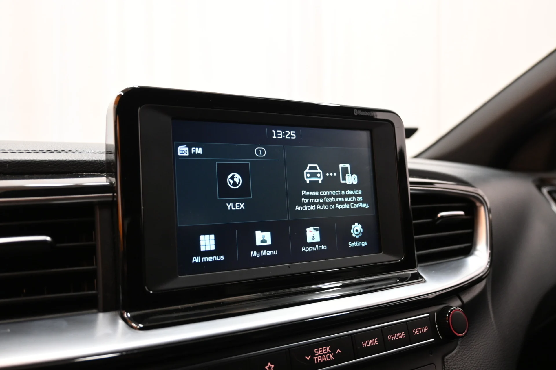 Car Image - 3VIfji0jppKKKHT40e54pC