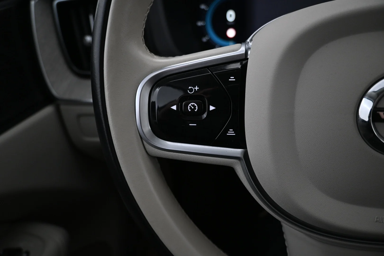 Car Image - 80JiCuQp21PPsYqg8USoS