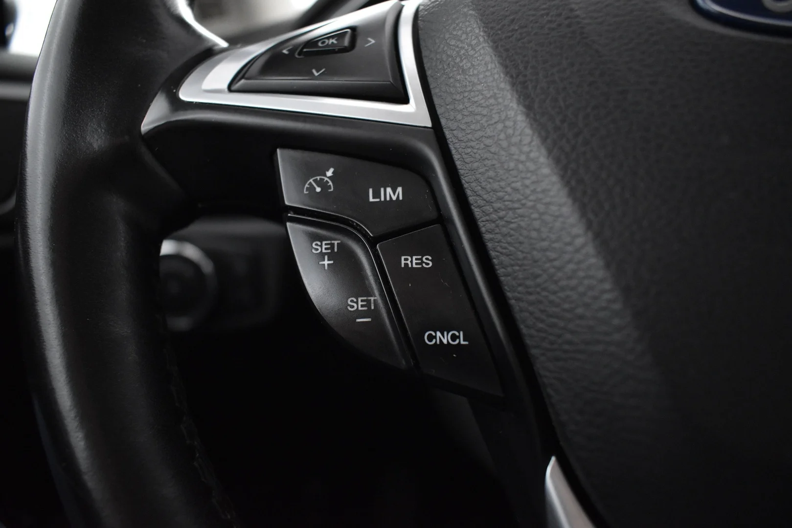 Car Image - 4LHcuaO0WqA34ixJ3VGidy