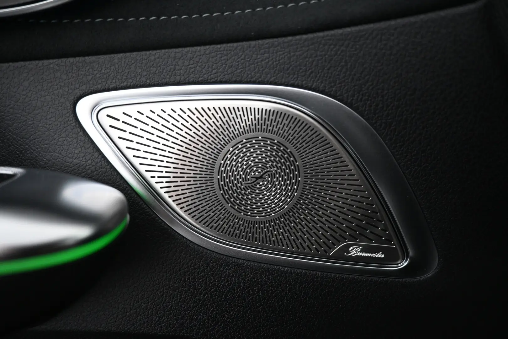 Car Image - 7tN7AoOpuQoHCrWbvqMLU7