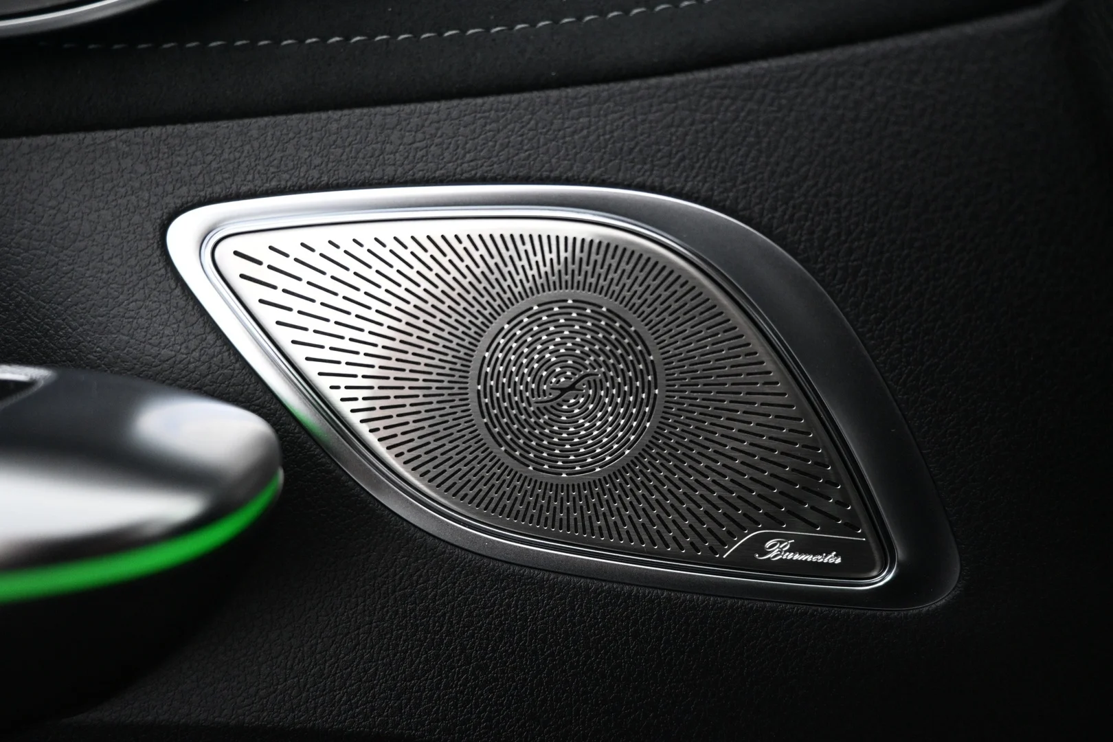 Car Image - 7tN7AoOpuQoHCrWbvqMLU7
