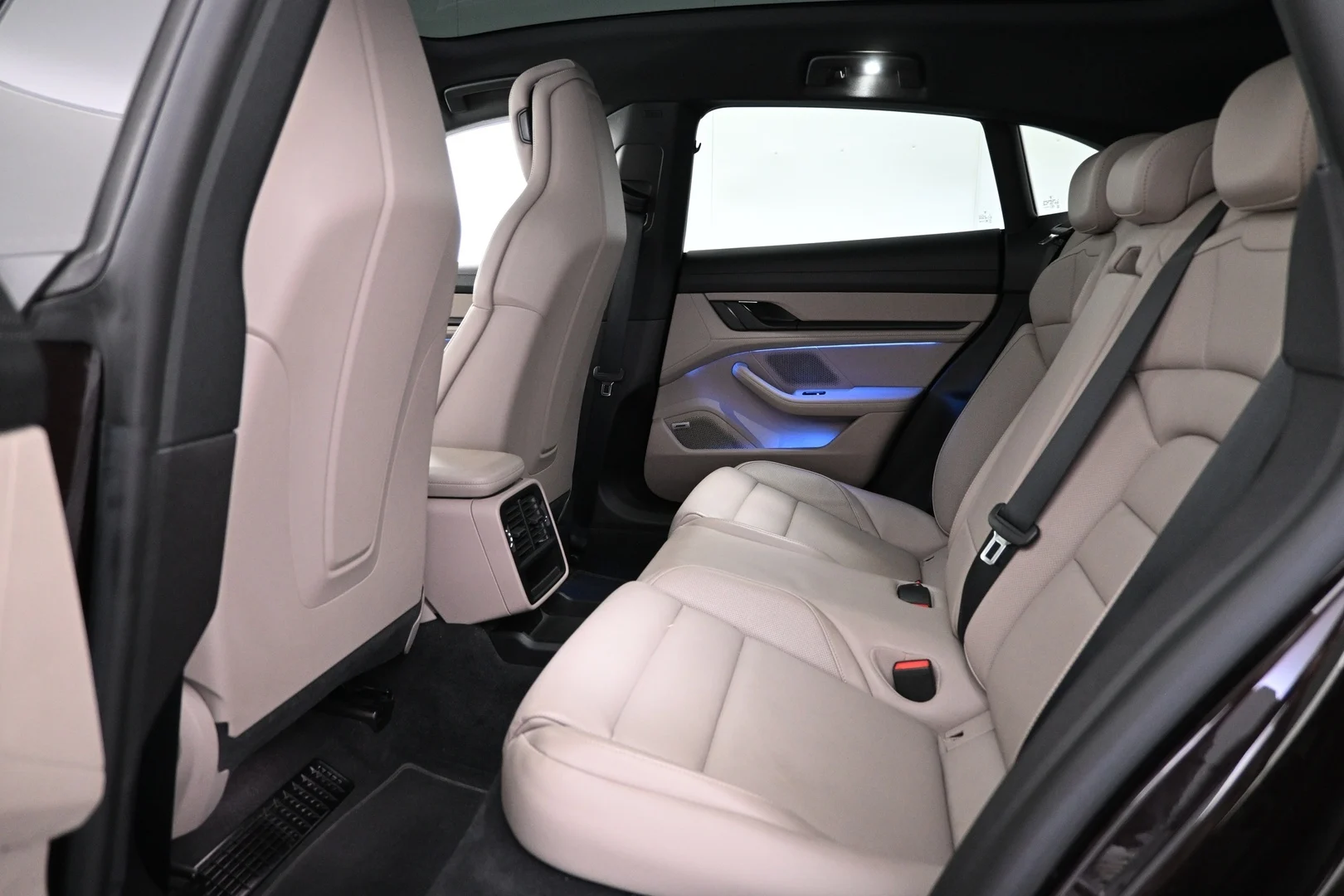 Car Image - 18ekL8S22QlfytJNmt1mlN