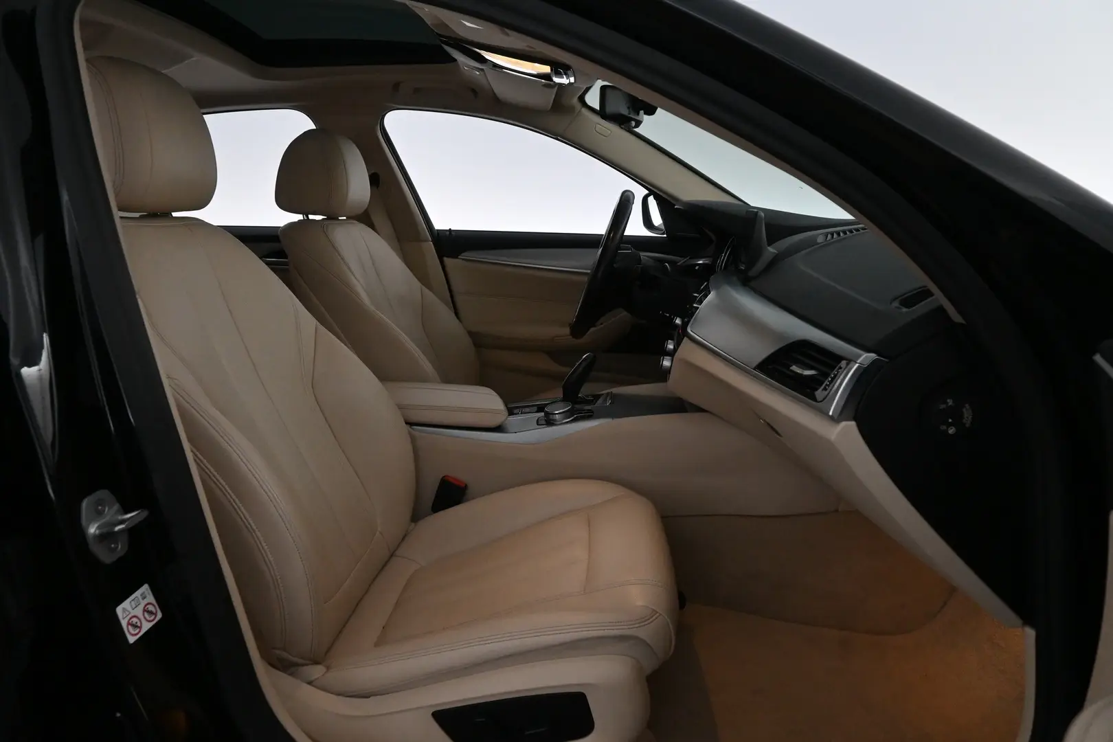 Car Image - 52GRVCMTVeOTKt0kbRrc5x