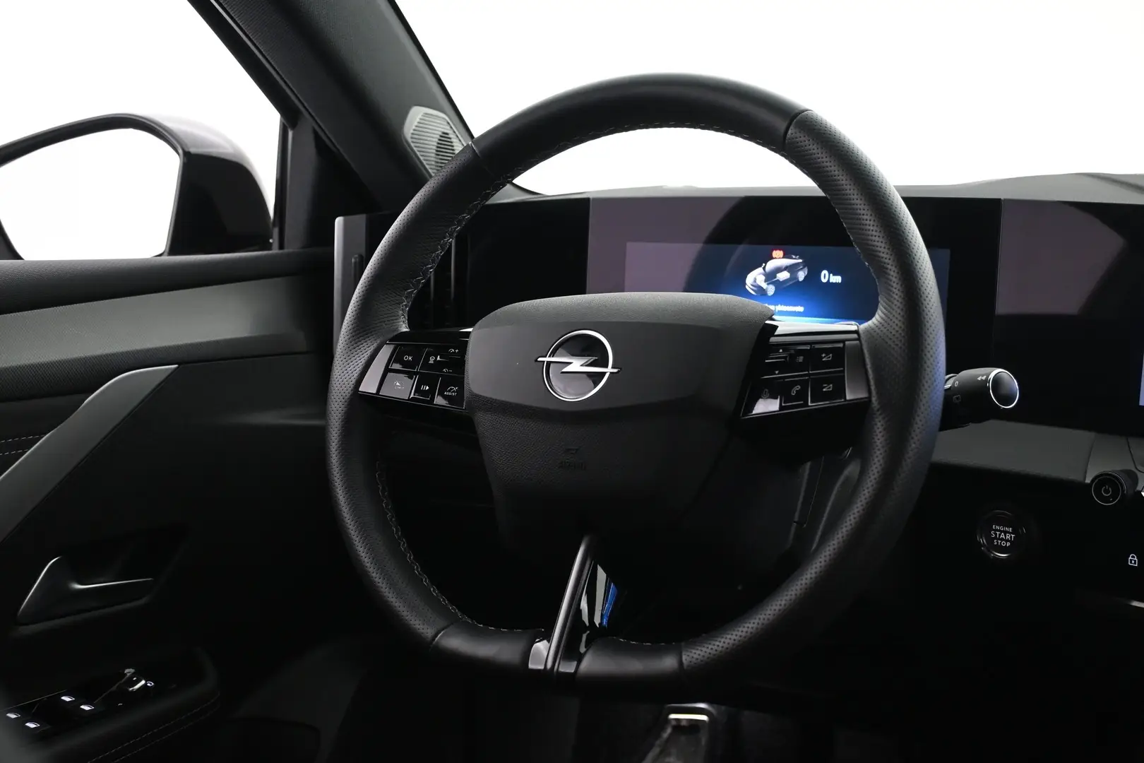 Car Image - ZzA29Sq9YYtjONGSctIL0