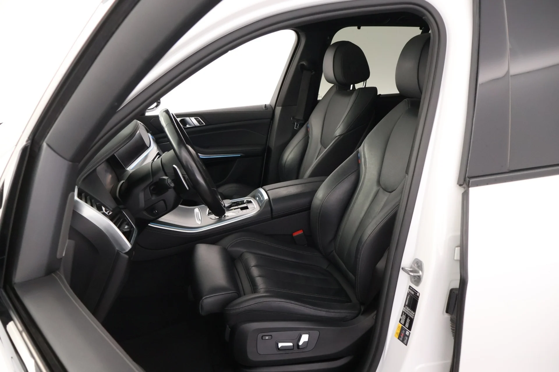 Car Image - 30CvufIx3IszXFDJbmThmN